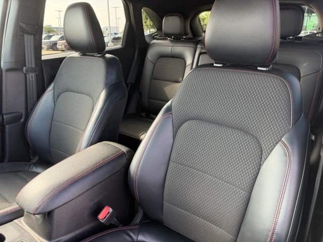 Used 2023 Gray Ford ST-Line Select image 10