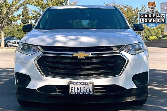 Used 2019 Summit White Chevrolet LS image 3