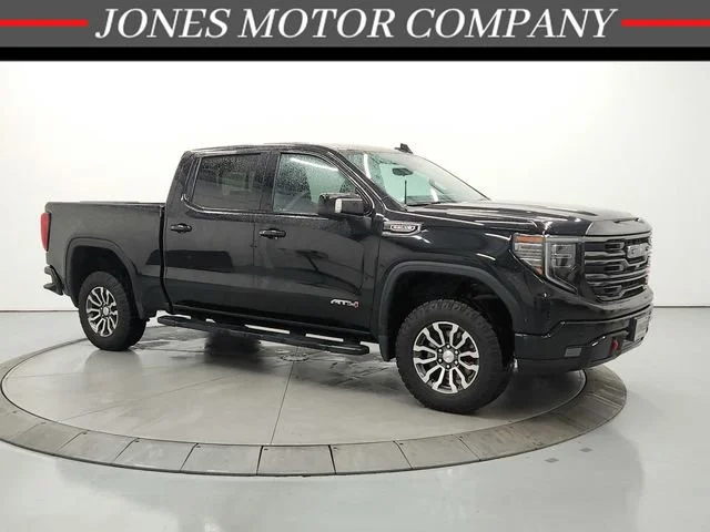 2023 GMC Sierra AT4 4WD Crew Cab Short Box's photo