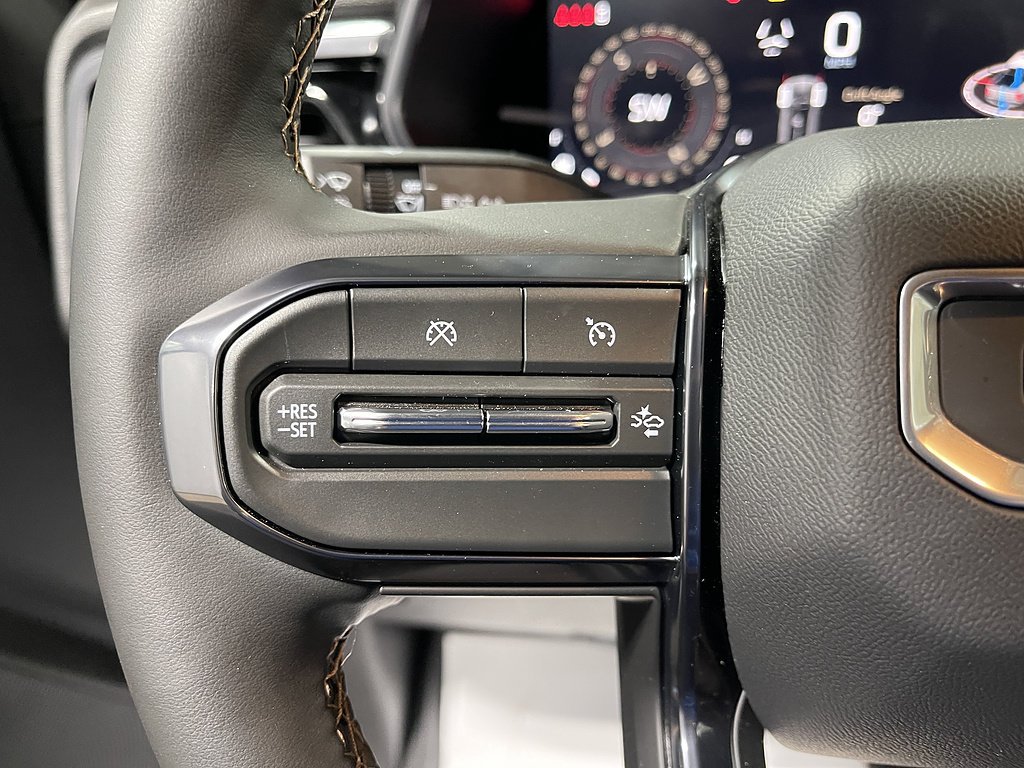 2026 GMC Canyon AT4 - Photo 24