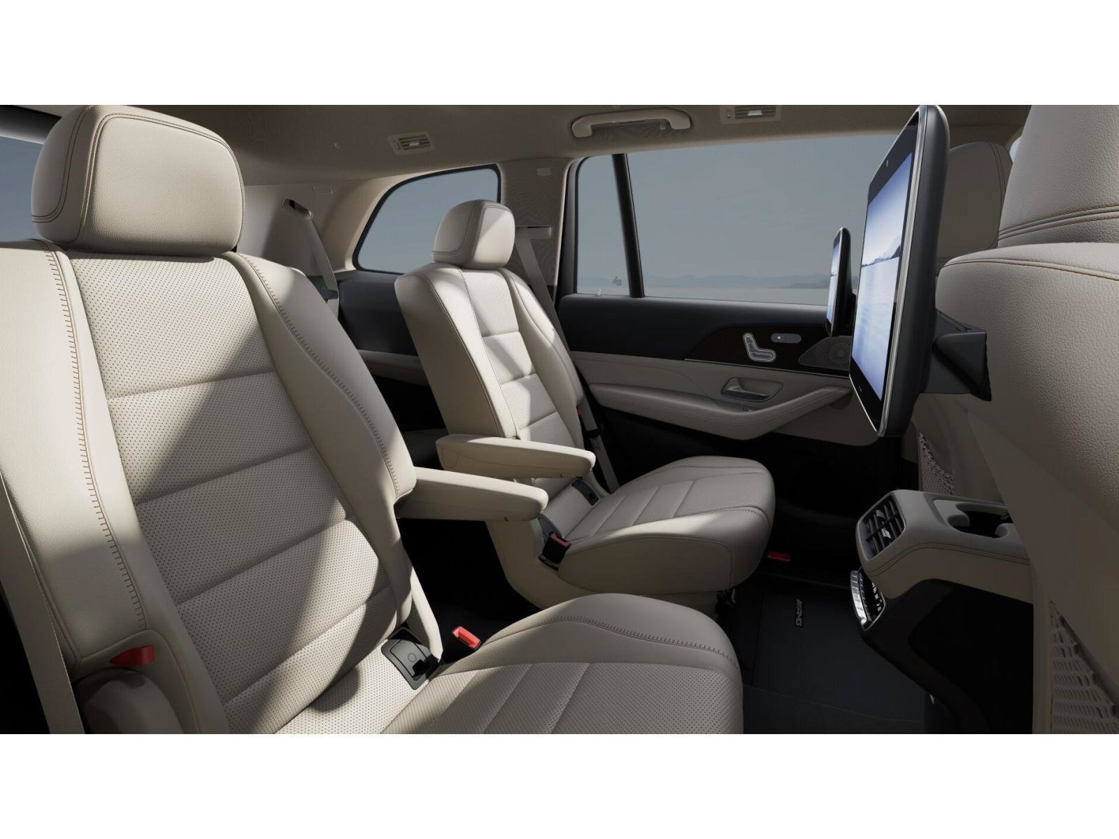New 2027 MANUFAKTUR Moonlight White Metallic Mercedes-Benz GLS 450 image 5