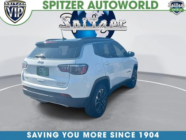 Used 2023 White Jeep Limited image 9