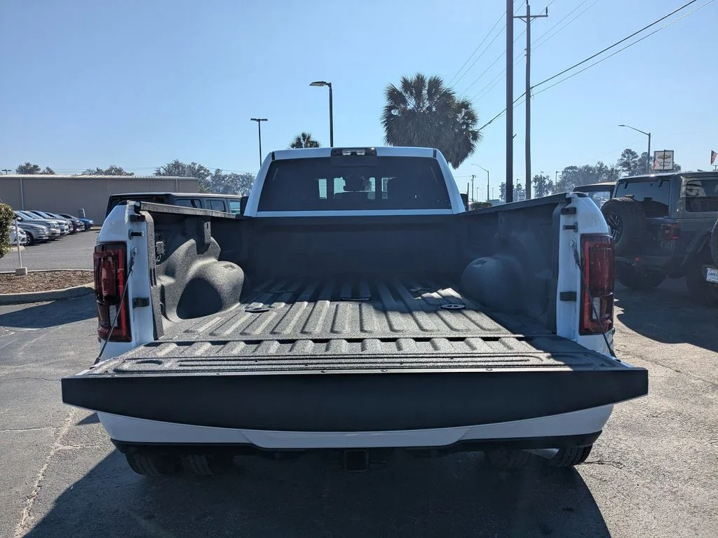 New 2026 Bright White Clear-Coat Exterior Paint RAM Laramie image 13