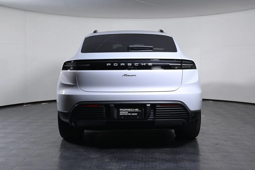 Used 2025 Ice Grey Metallic Porsche  image 6