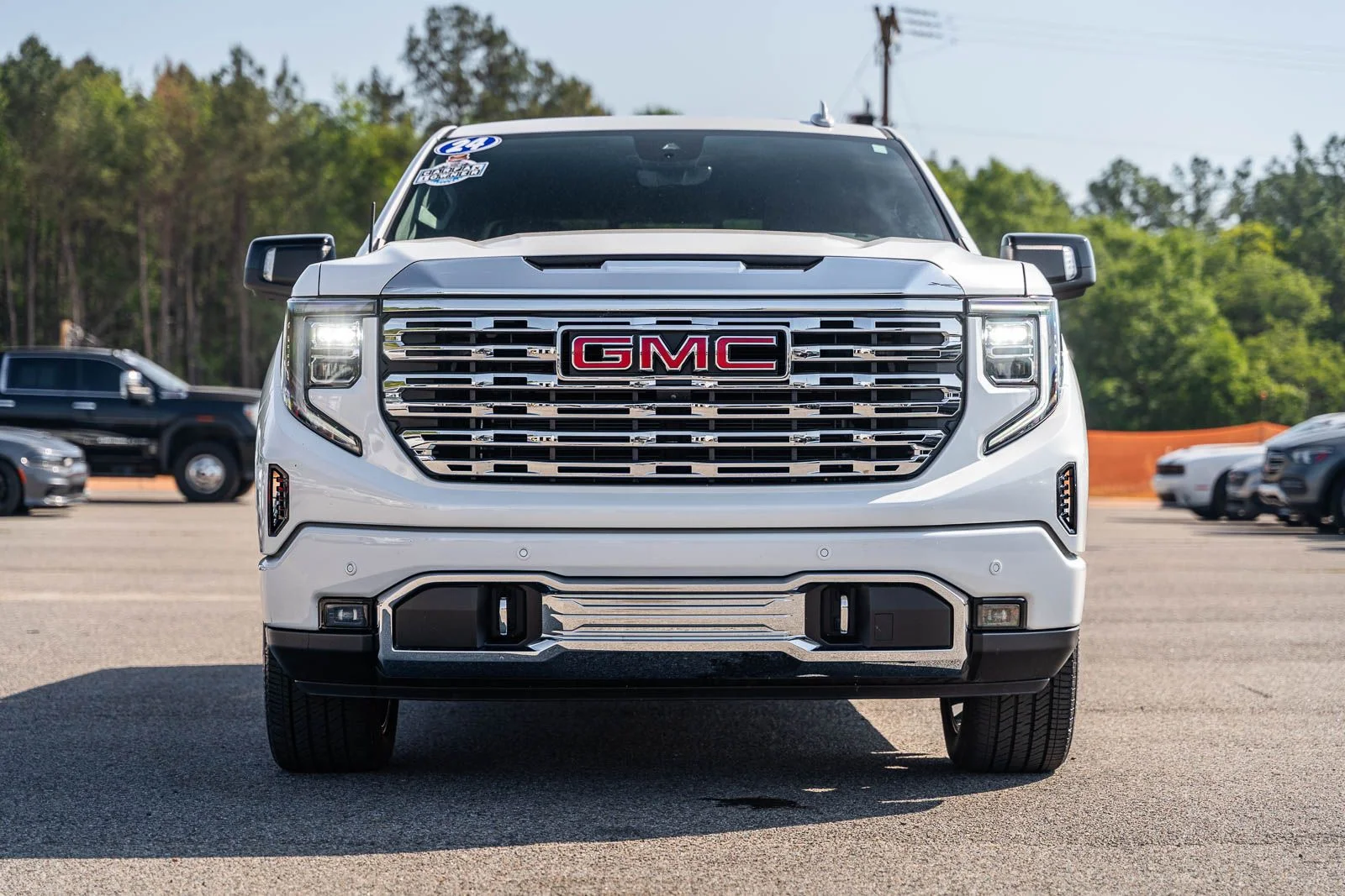 Used 2024 White GMC Denali image 1