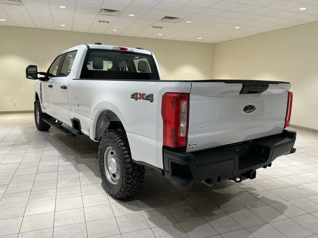New 2026 Oxford White Ford F-250® XL image 30