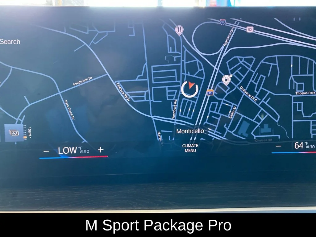 Used 2024 Black BMW M440i xDrive image 3