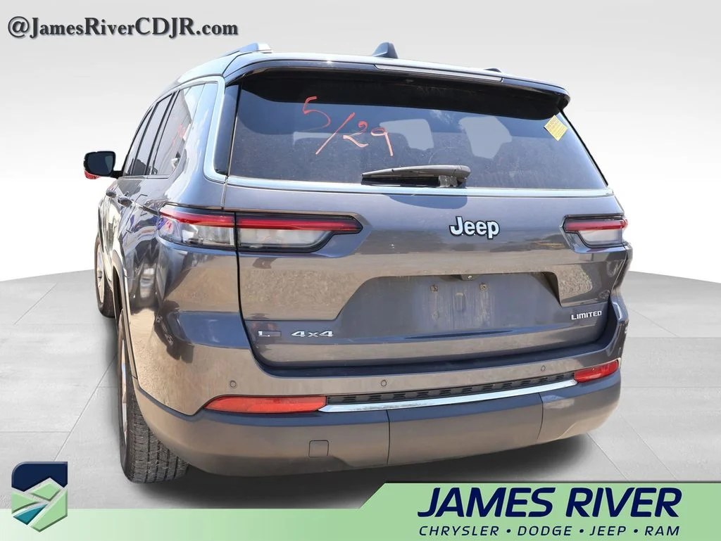Used 2021 Gray Jeep Limited image 27