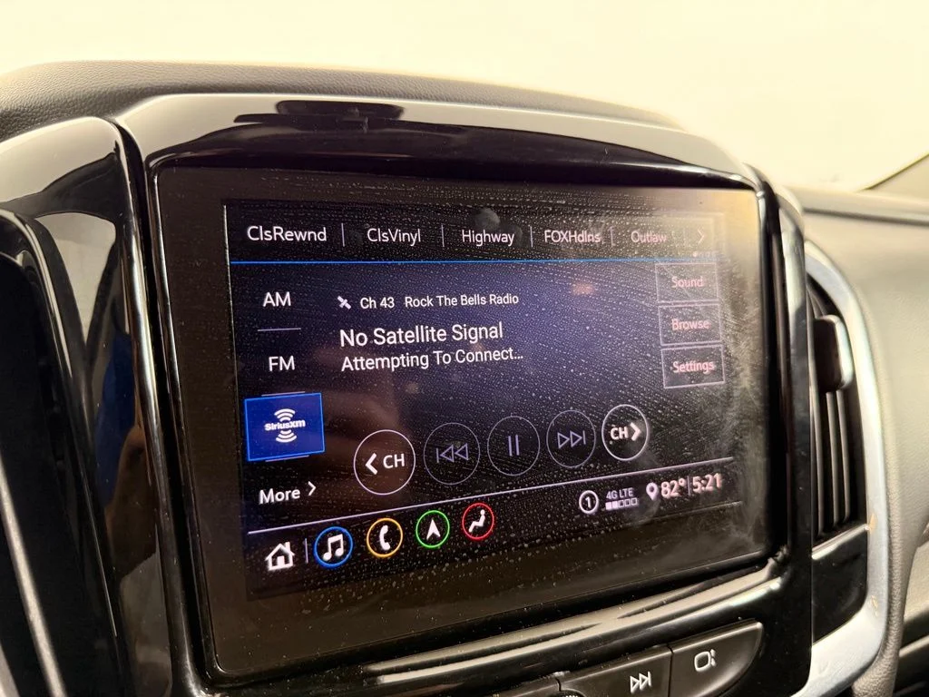 Used 2020 White Chevrolet Premier image 36
