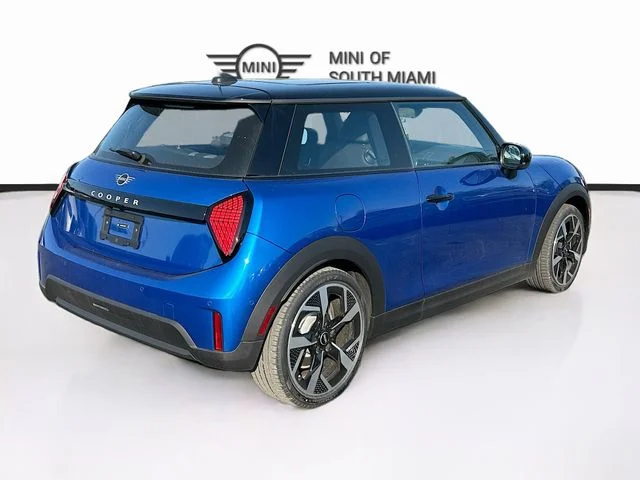New 2026 Blue MINI Signature Plus image 6