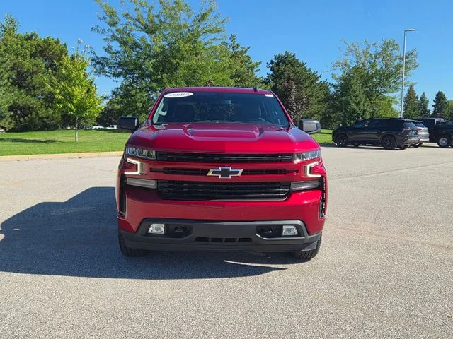Used 2021 Red Chevrolet RST image 2