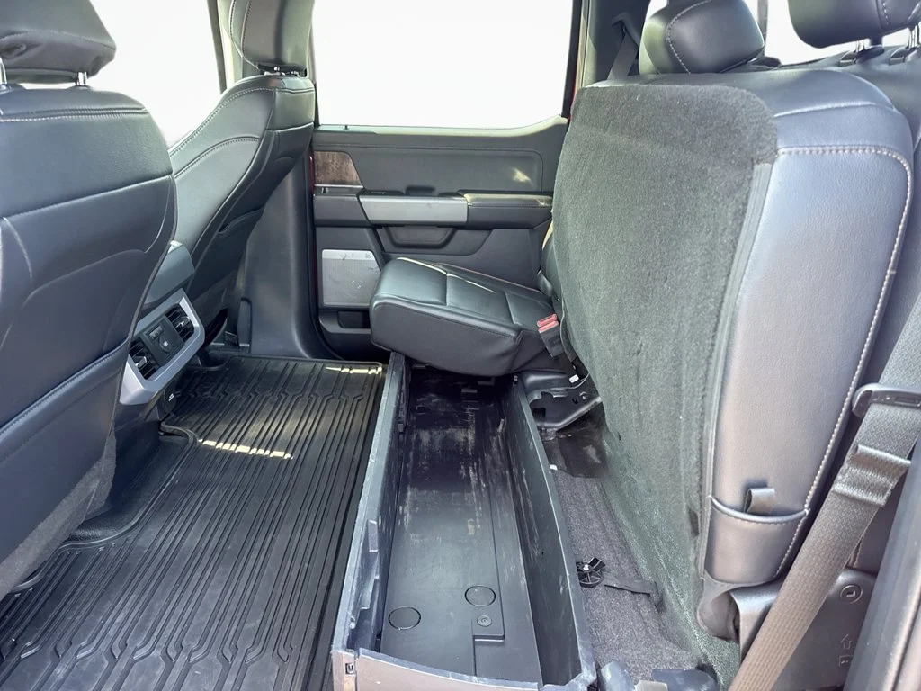 Used 2025 Red Ford Lariat image 20