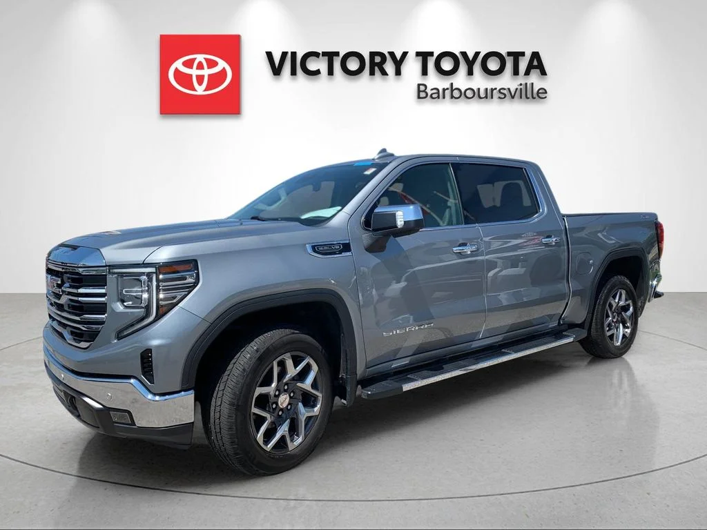 Used 2024 Silver GMC SLT image 1
