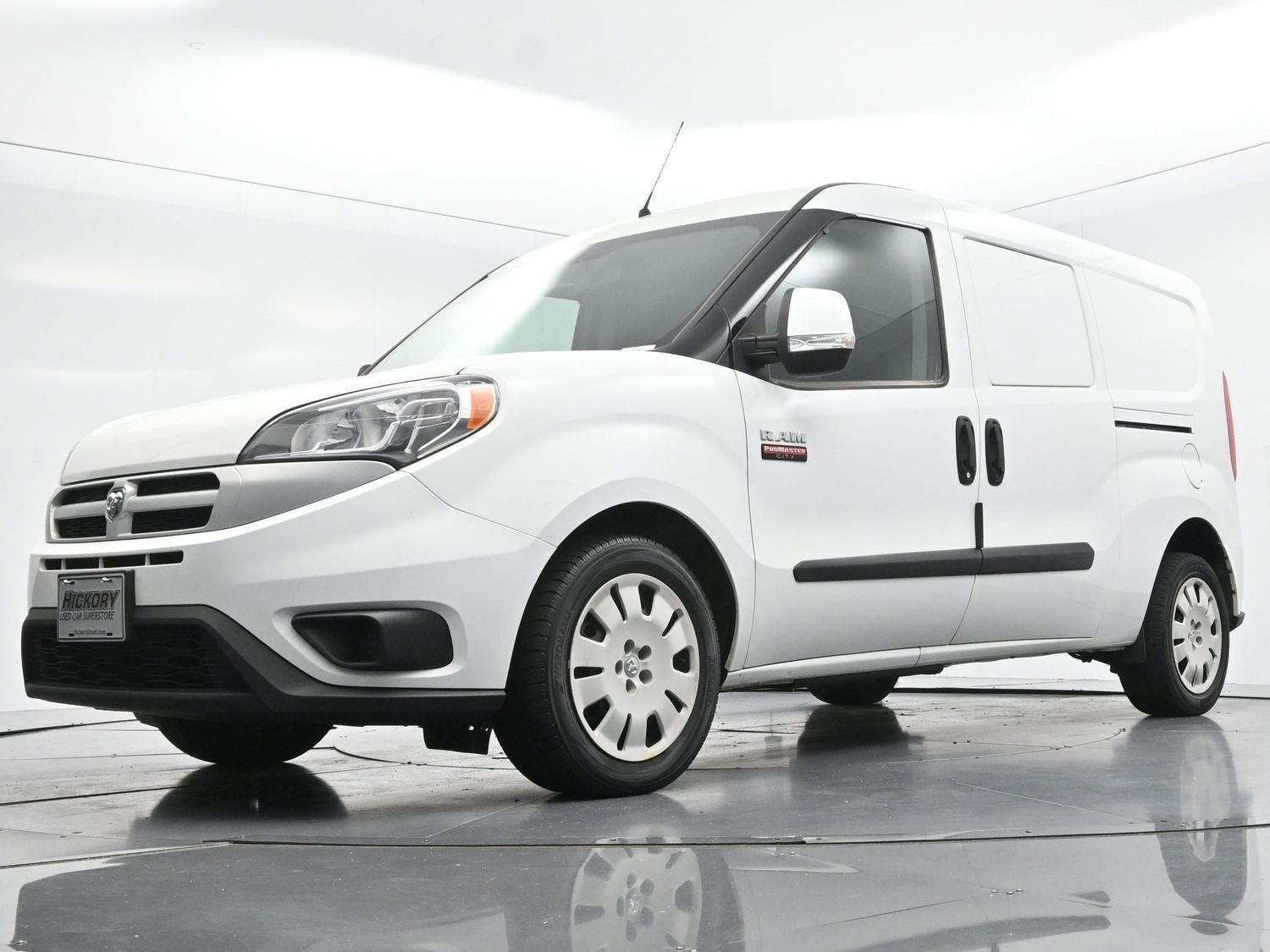 Used 2018 Bright White Ram Tradesman SLT image 44