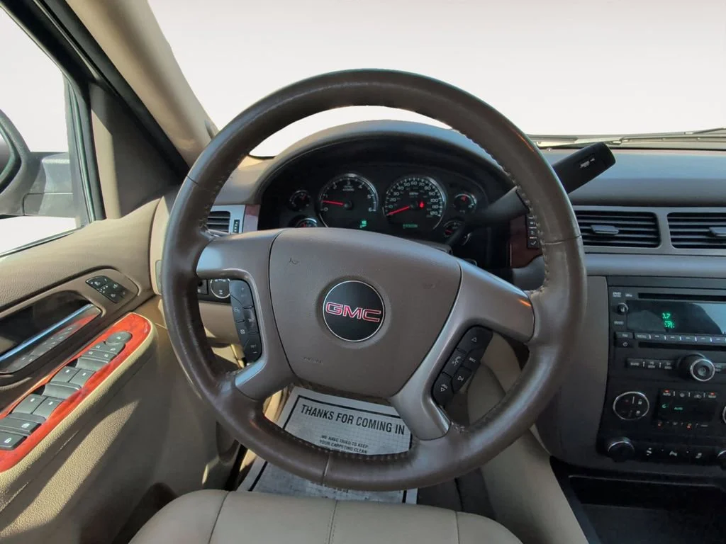 Used 2013 WHITE DIAMOND TRICOAT GMC SLT image 12