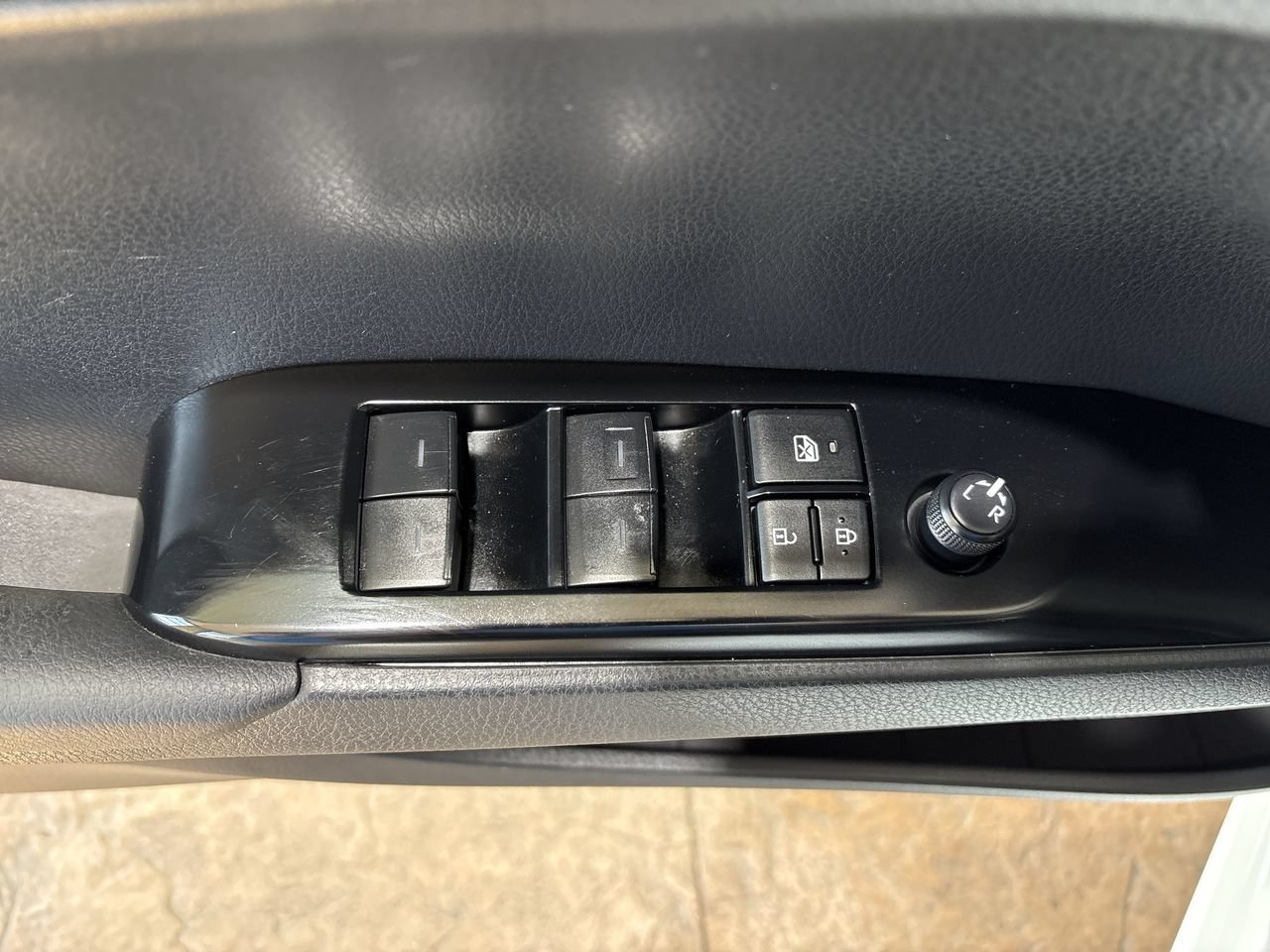 Certified Used 2025 Ice Toyota SE image 13