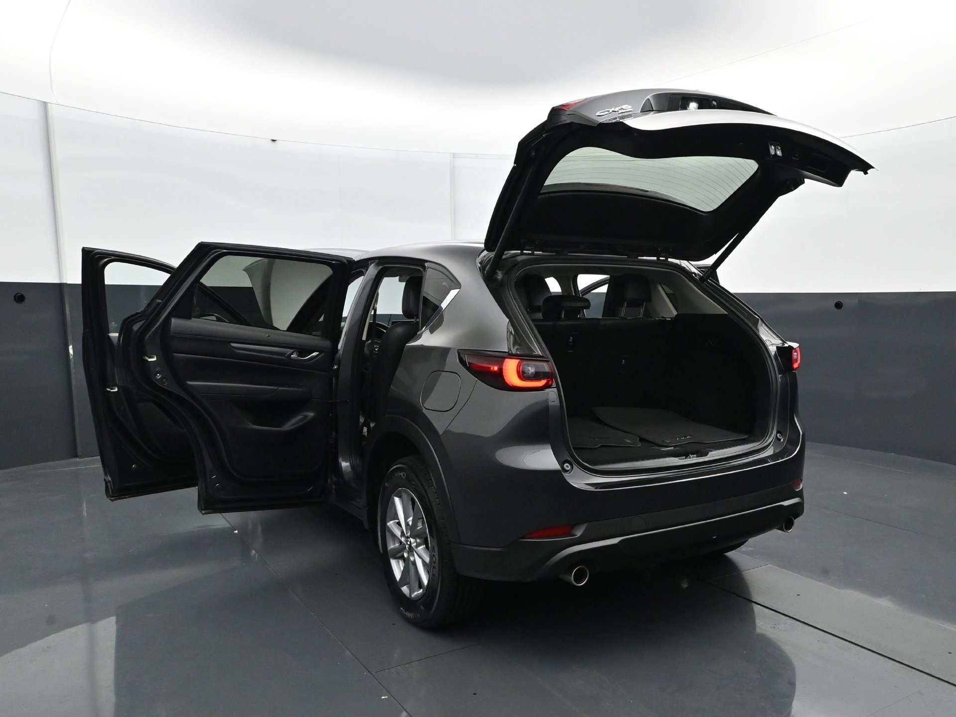 Used 2023 Machine Gray Metallic Mazda 2.5 S Preferred Package image 35