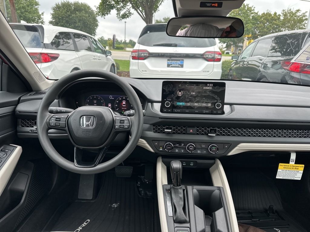 2025 Honda Accord SE - Photo 18