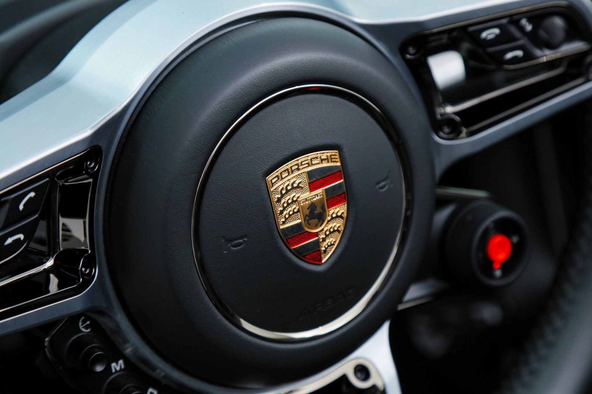 Used 2015 Blue Porsche  image 41