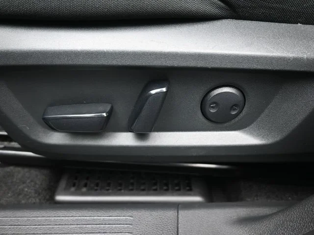 View 32