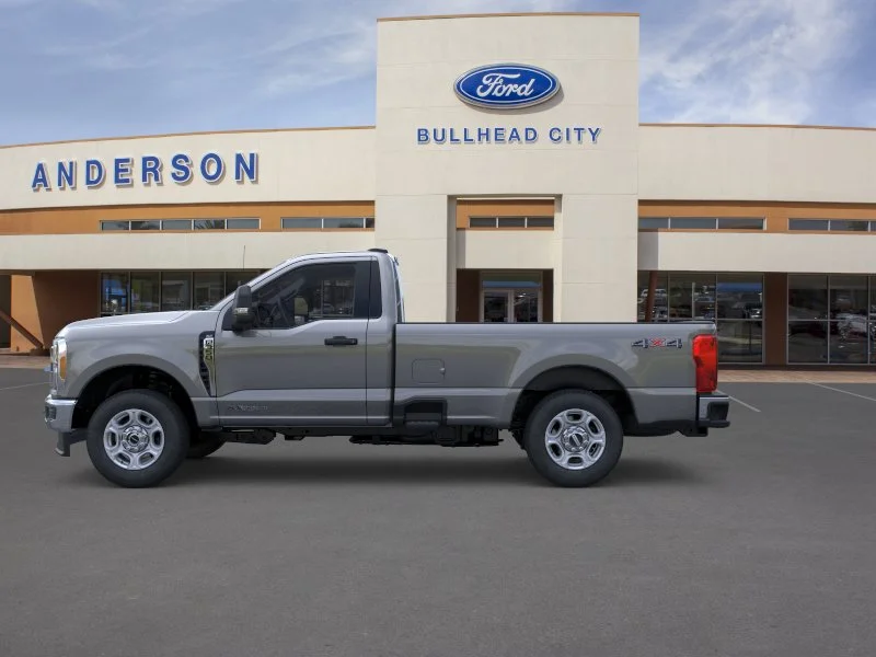 New 2026 Carbonized Gray Metallic Ford XLT image 3