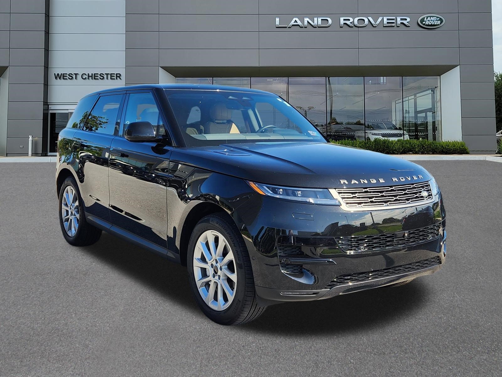 Certified Used 2026 Santorini Black Metallic Land Rover SE image 2