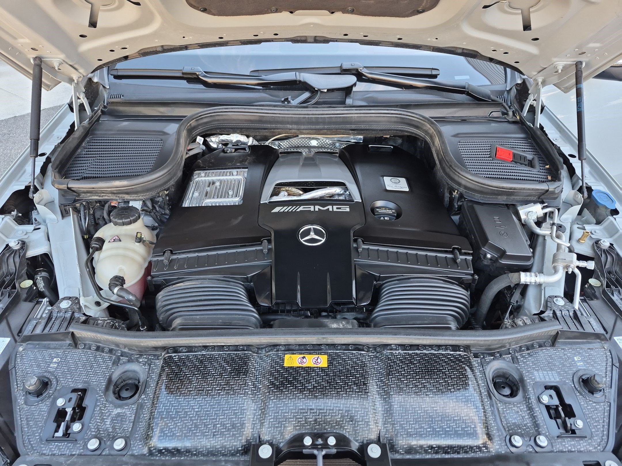 Used 2024 MANUFAKTUR Alpine Gray Mercedes-Benz AMG® GLE 63 S image 32