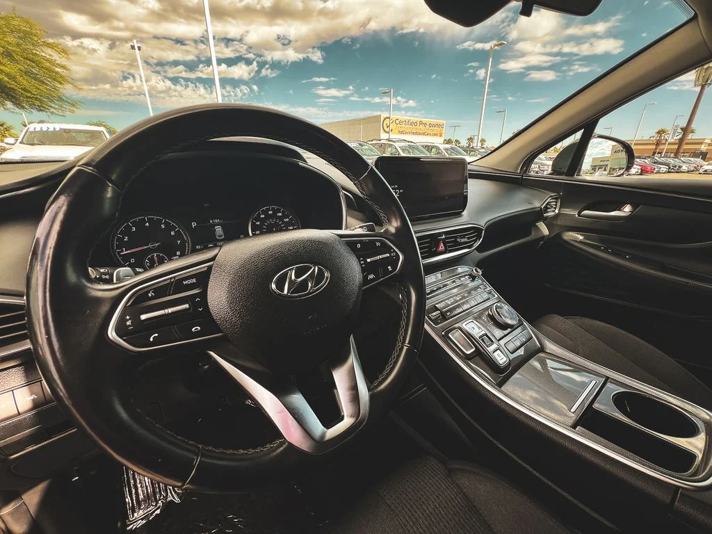 Used 2023 Gray Hyundai SEL image 17
