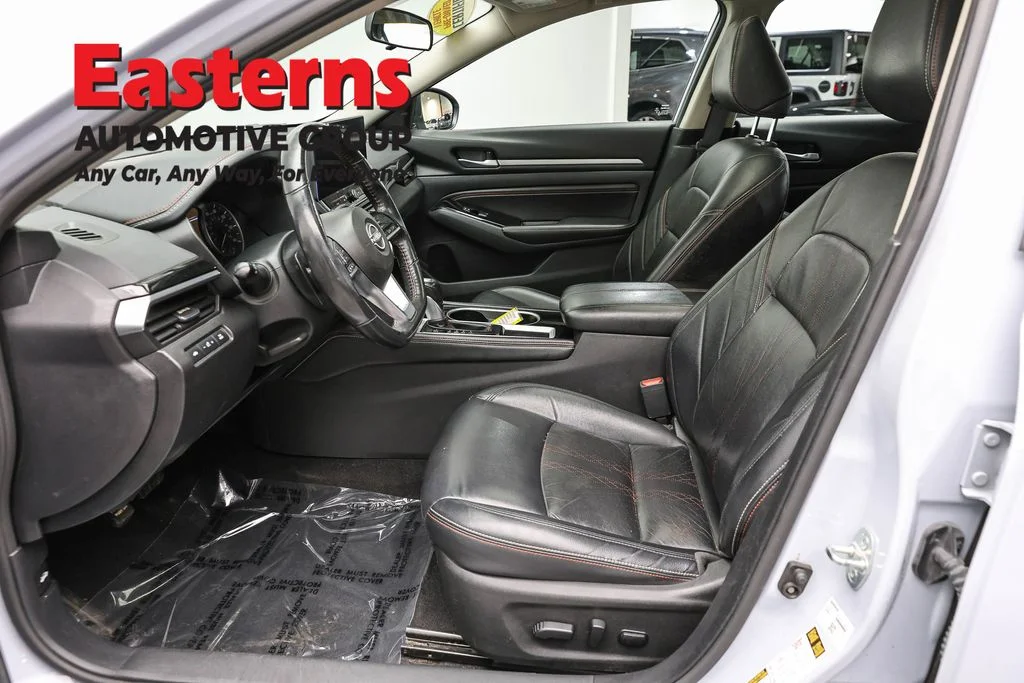 Used 2023 Gray Nissan 2.5 SR image 14