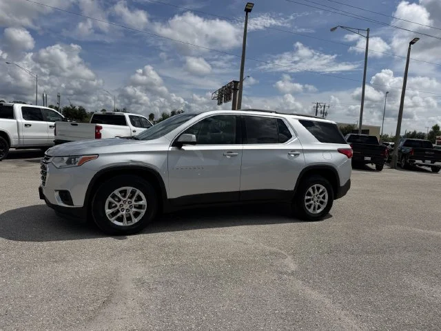 Used 2020 SILVER ICE METALLIC Chevrolet LT Cloth image 8