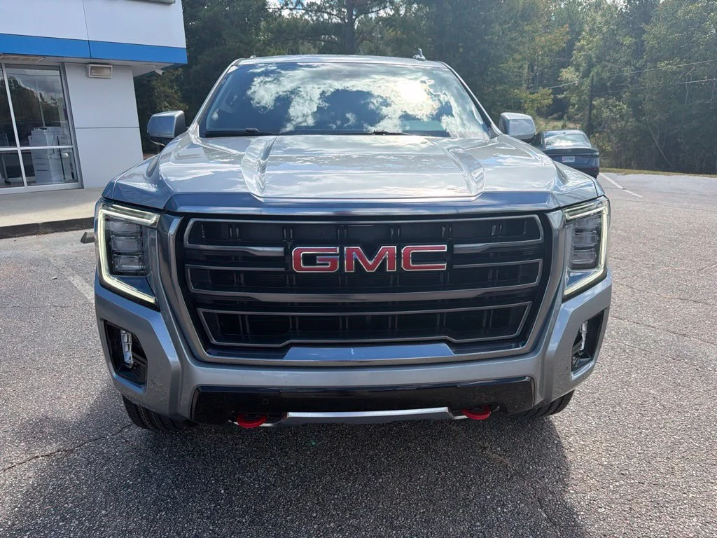 Used 2024 Sterling Metallic GMC AT4 image 8