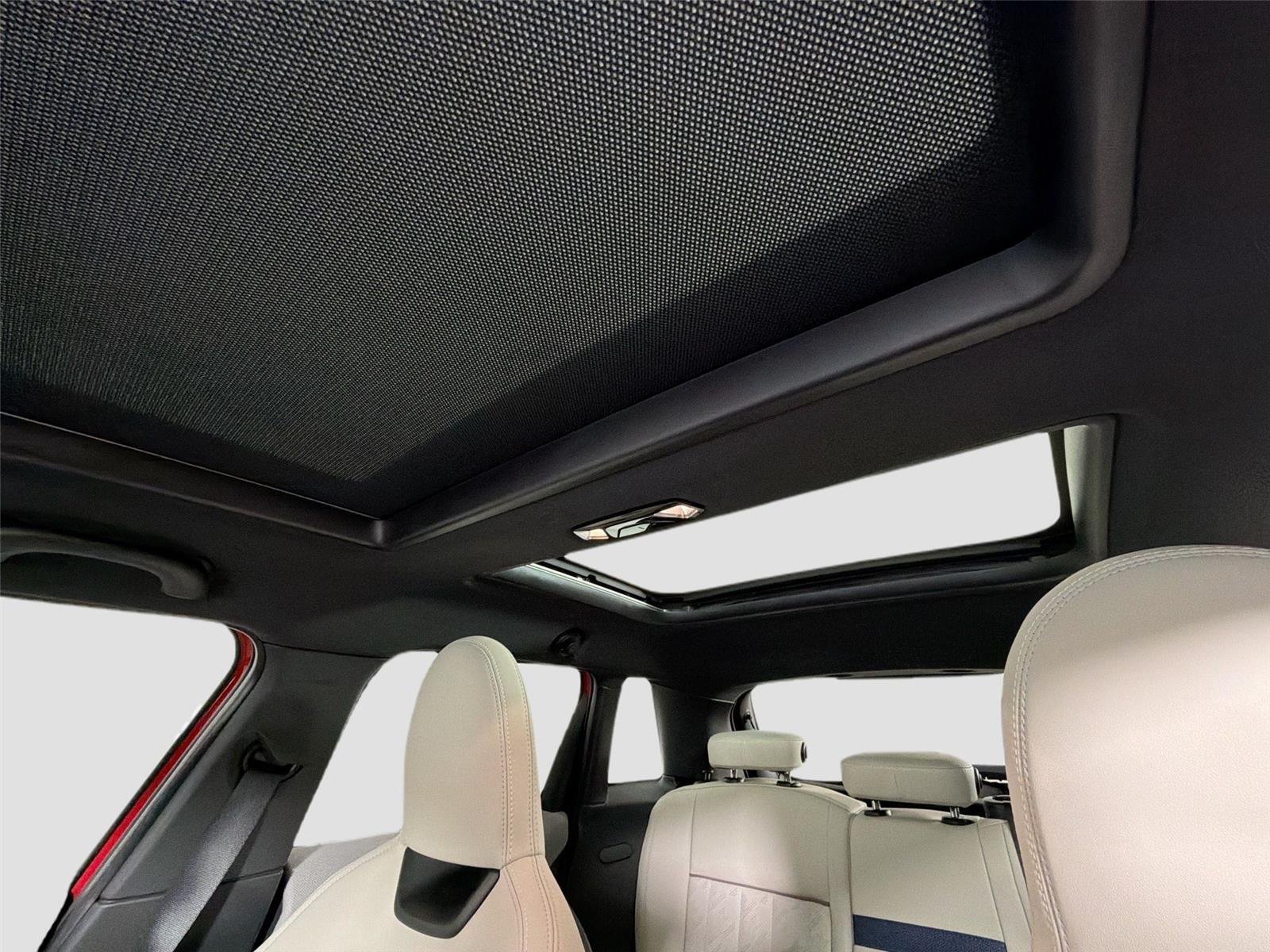 Used 2025 Chili Red II MINI Cooper S image 21