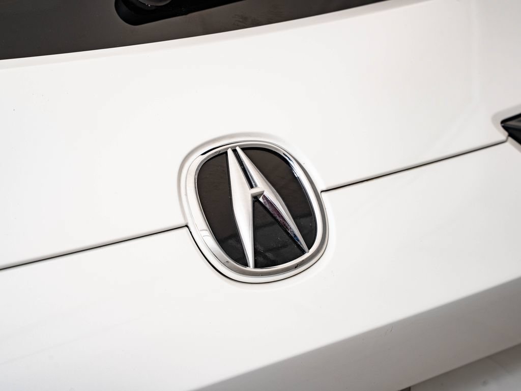 New 2026 Platinum White Pearl Acura AWD image 17