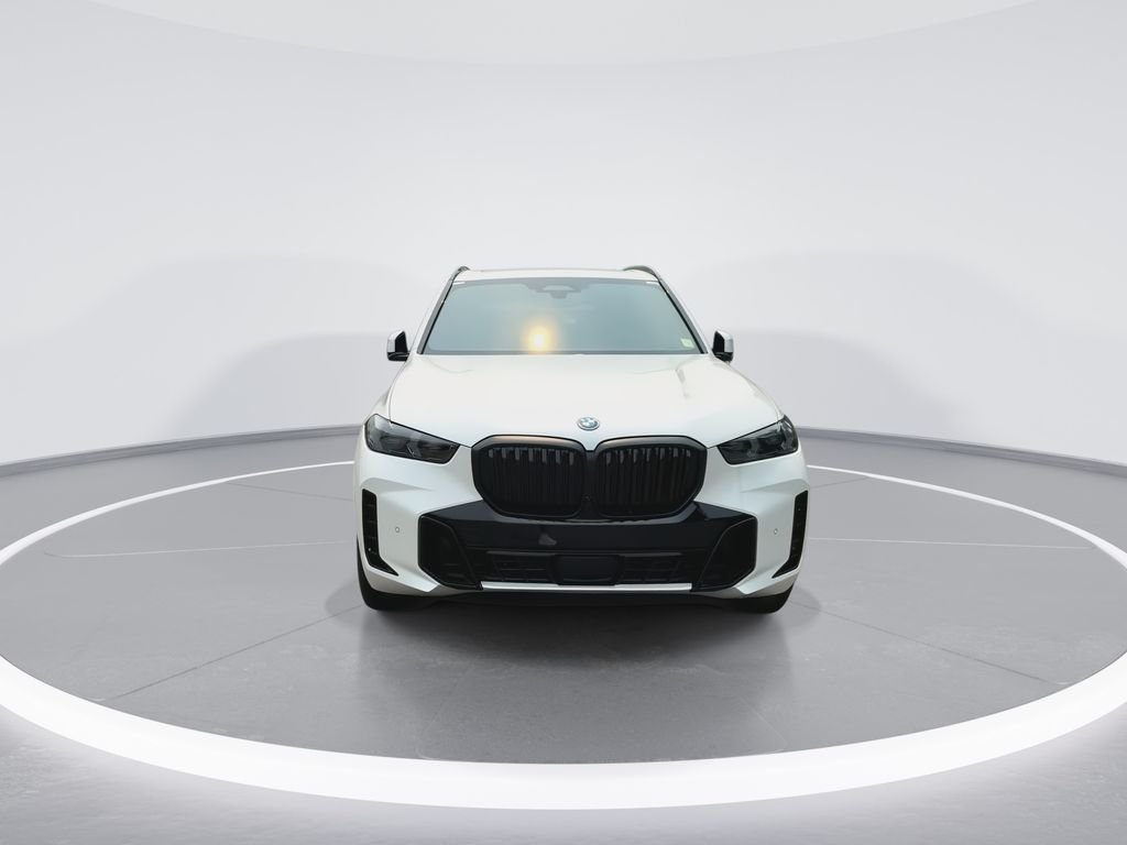 New 2026 White Metallic BMW xDrive50e image 3