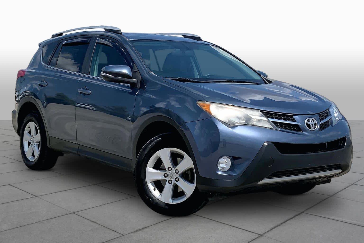 Used 2014 Shoreline Blue Metallic Toyota XLE image 3