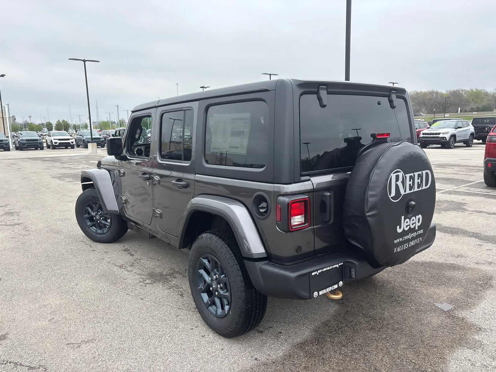 New 2026 Granite Crystal Metallic Clear-Coat Exterior Paint Jeep 85th Anniversary image 7