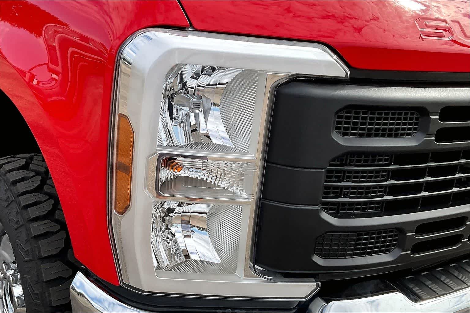 2026 Ford F-250 Super Duty XL - Photo 13