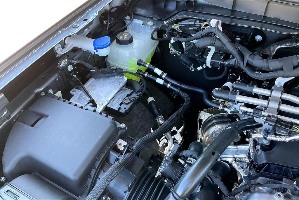 New 2025 Ford Bronco Base 4D Sport Utility