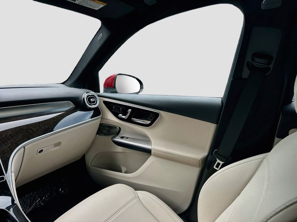 Certified Used 2026 Red Mercedes-Benz GLC 300 image 25