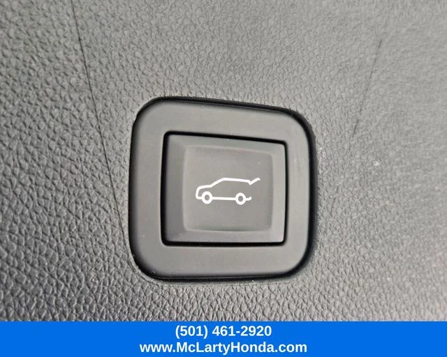 Used 2025 Summit White Chevrolet LT image 15