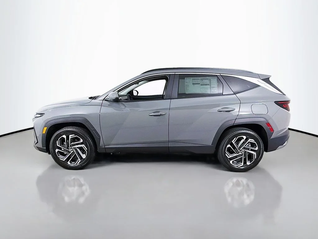 New 2026 Hampton Gray Hyundai SEL Plus image 4
