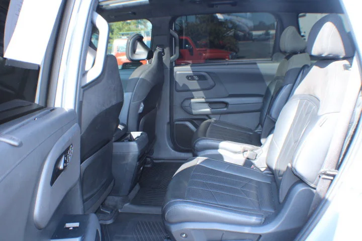 Used 2027 Gray Kia X-Line SX-Prestige image 16