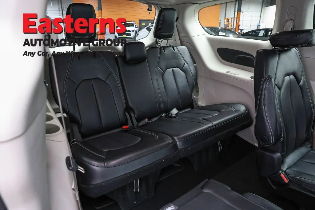 Used 2023 Gray Chrysler Touring L image 25