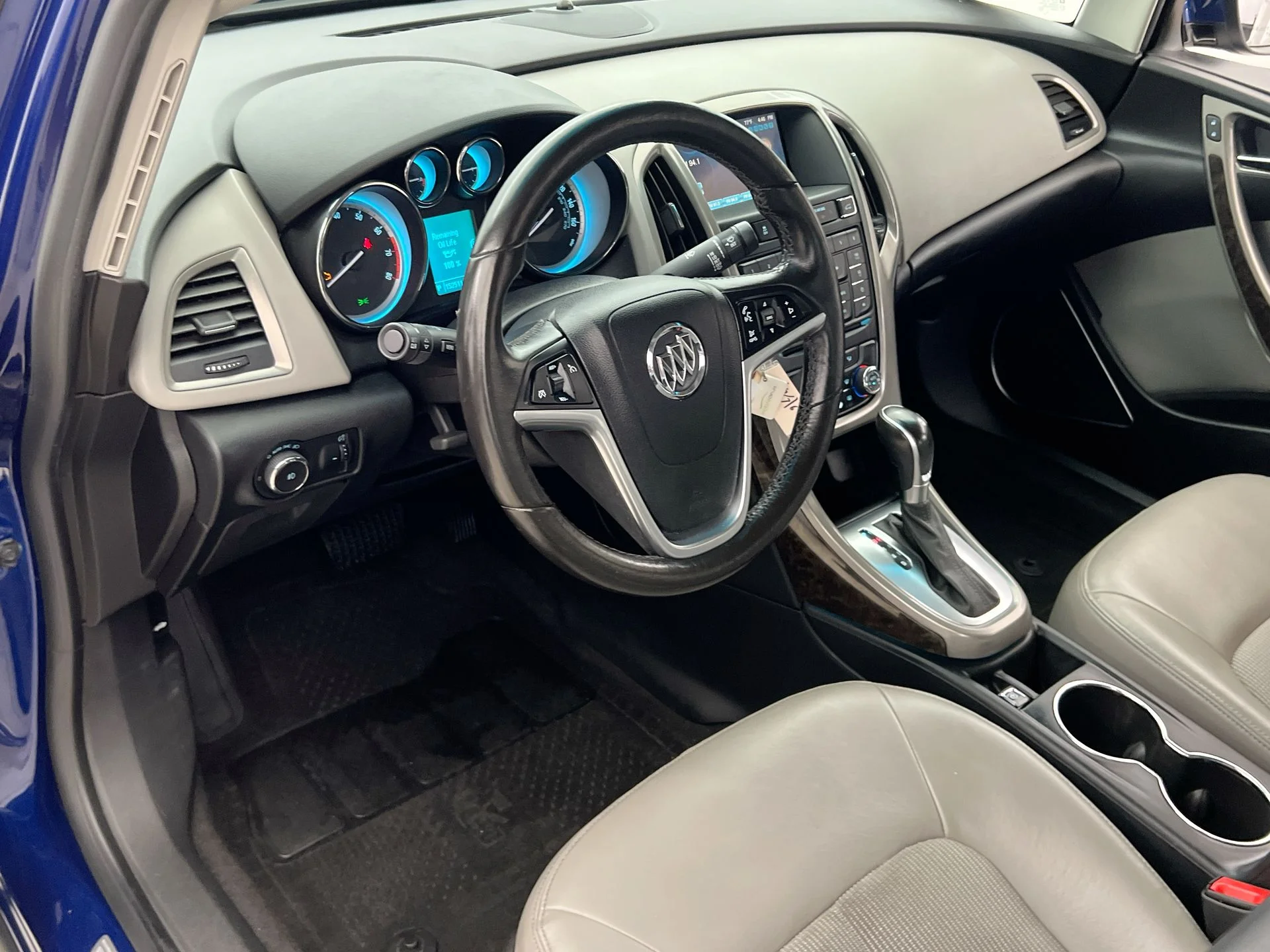 Used 2013 Blue Buick Base image 7