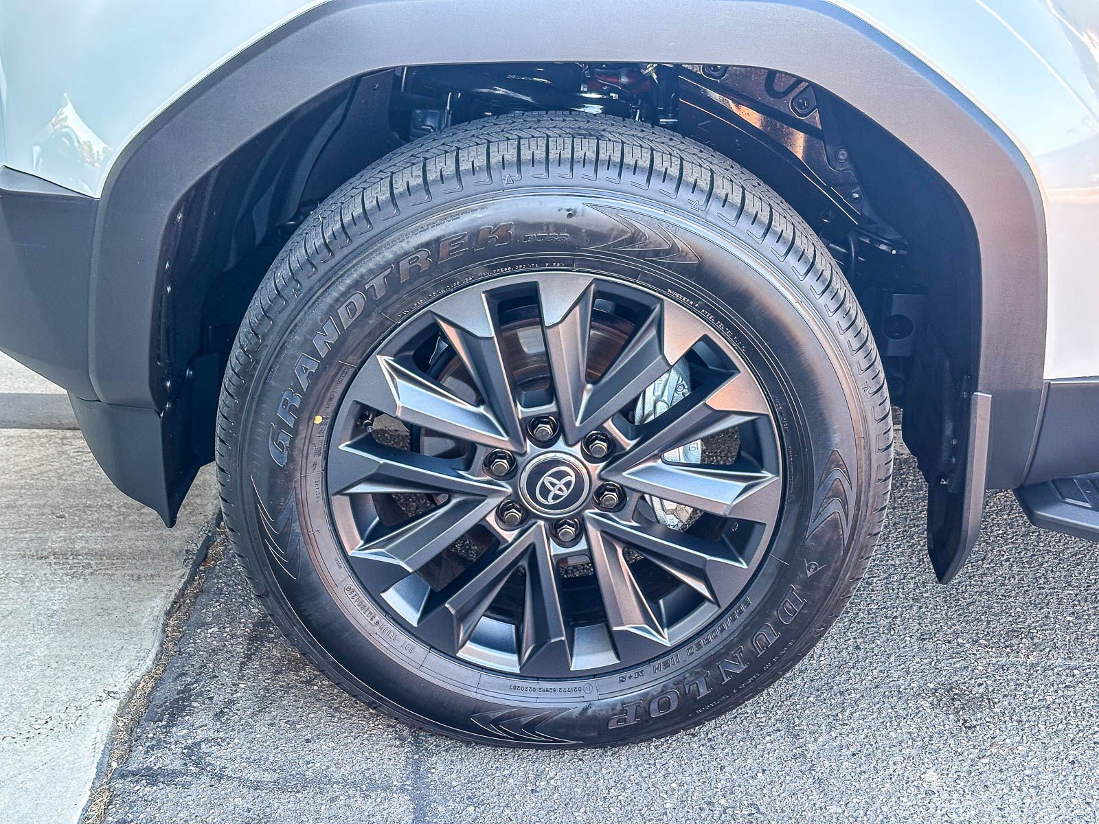 Certified Used 2025 Wind Chill Pearl Toyota 1958 image 10