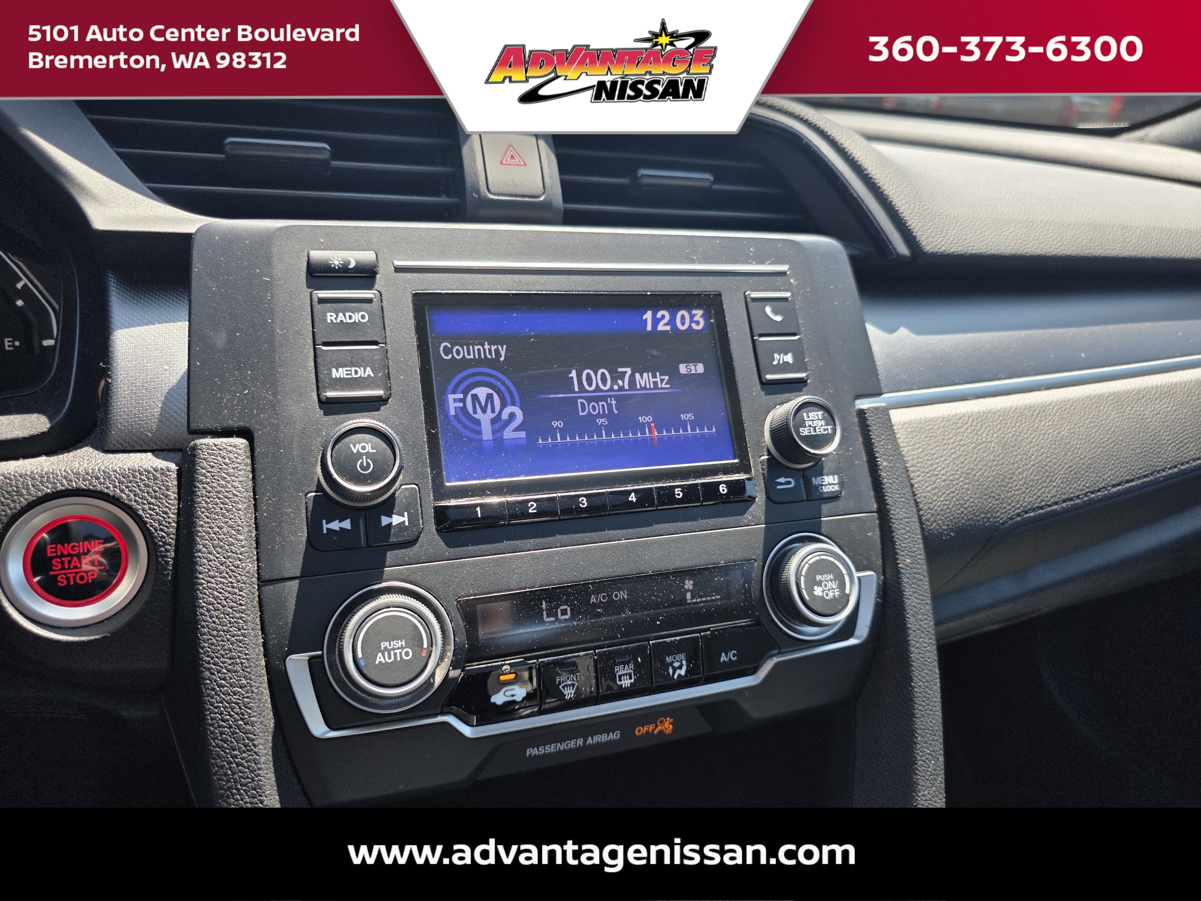 Used 2016 Aegean Blue Metallic Honda LX-P image 17