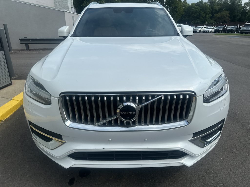 Used 2021 Crystal White Metallic Volvo Inscription image 3