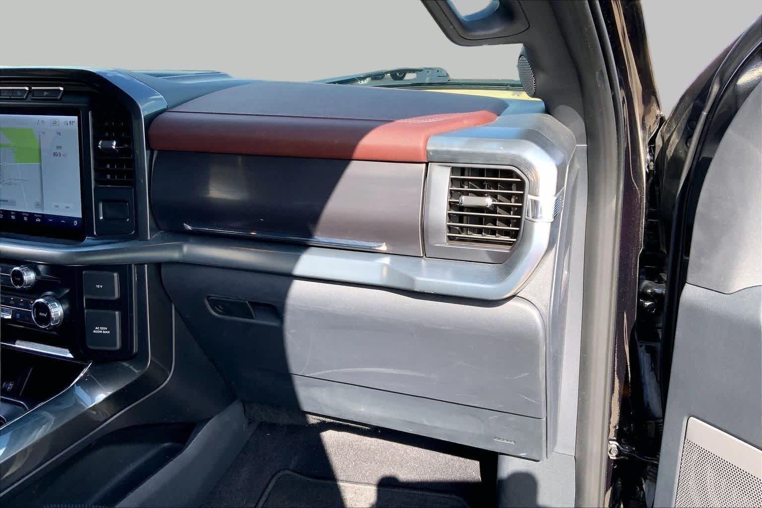 Certified Used 2023 Agate Black Metallic Ford LARIAT image 18