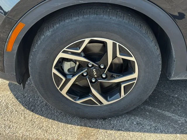 Certified Used 2025 Black Kia LX image 10