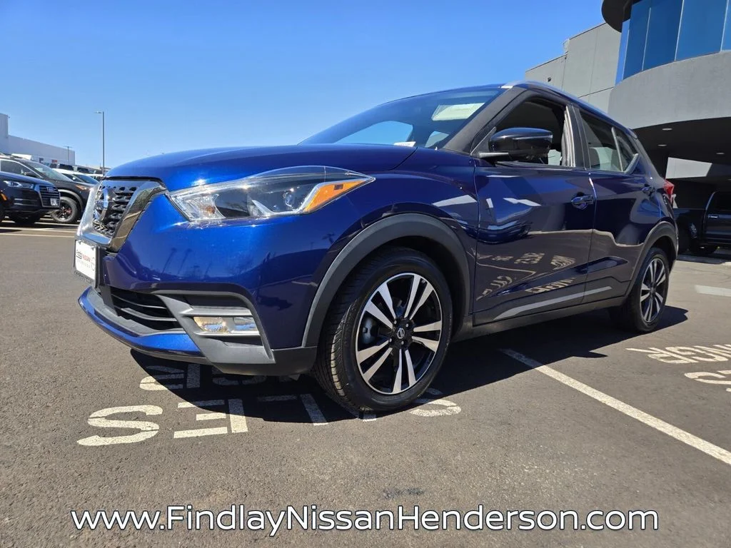 Certified Used 2020  Nissan SR image 2